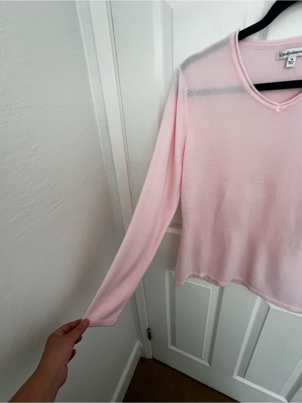 croft & barrow Light Pink V-Neck Women's Sweater - Picture 4 of 8
